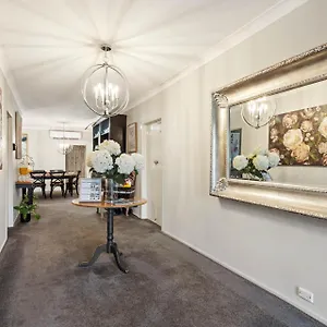 https://bnb-cypress.queenslandhotels.net